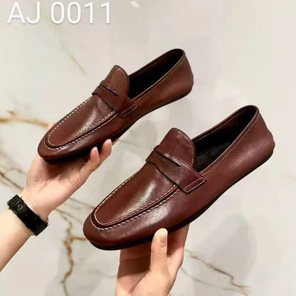 Lightweight Leather Loafer